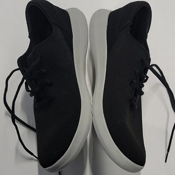 Kizik Madrid Knit Sneakers - Picture 3 of 11